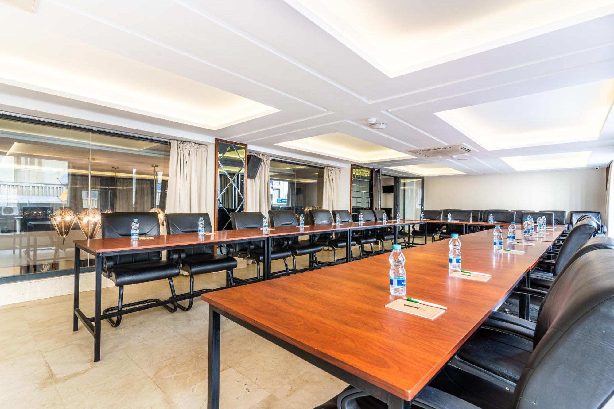 One Hotel Casablanca Zewnętrze zdjęcie Meeting room