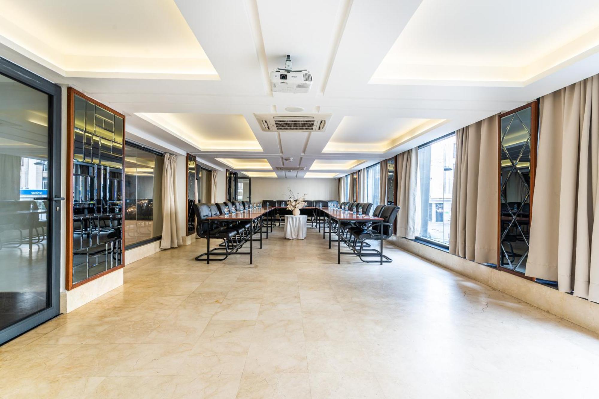 One Hotel Casablanca Zewnętrze zdjęcie The 10th floor of the hotel